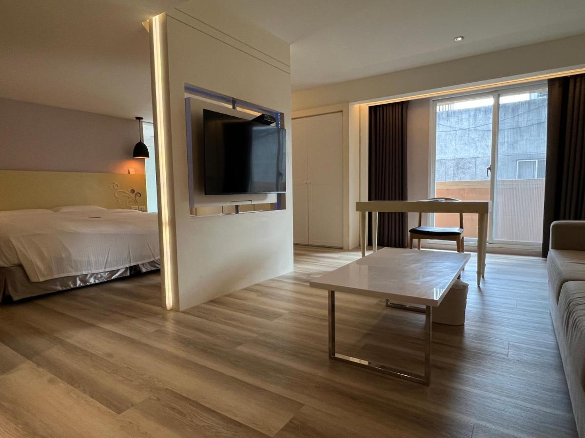 Superior Deluxe Double or Twin Room