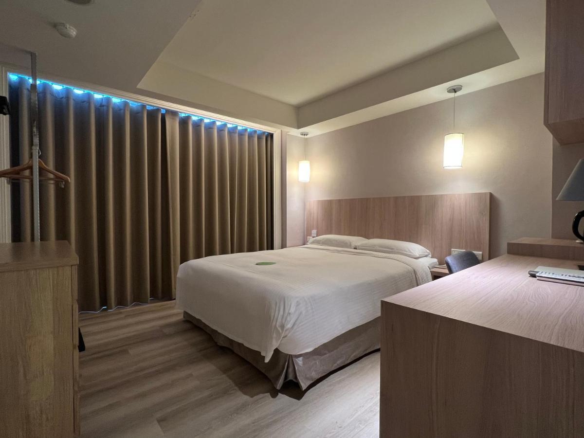 Business Double Room with Gym Access,1524441850:JPEG