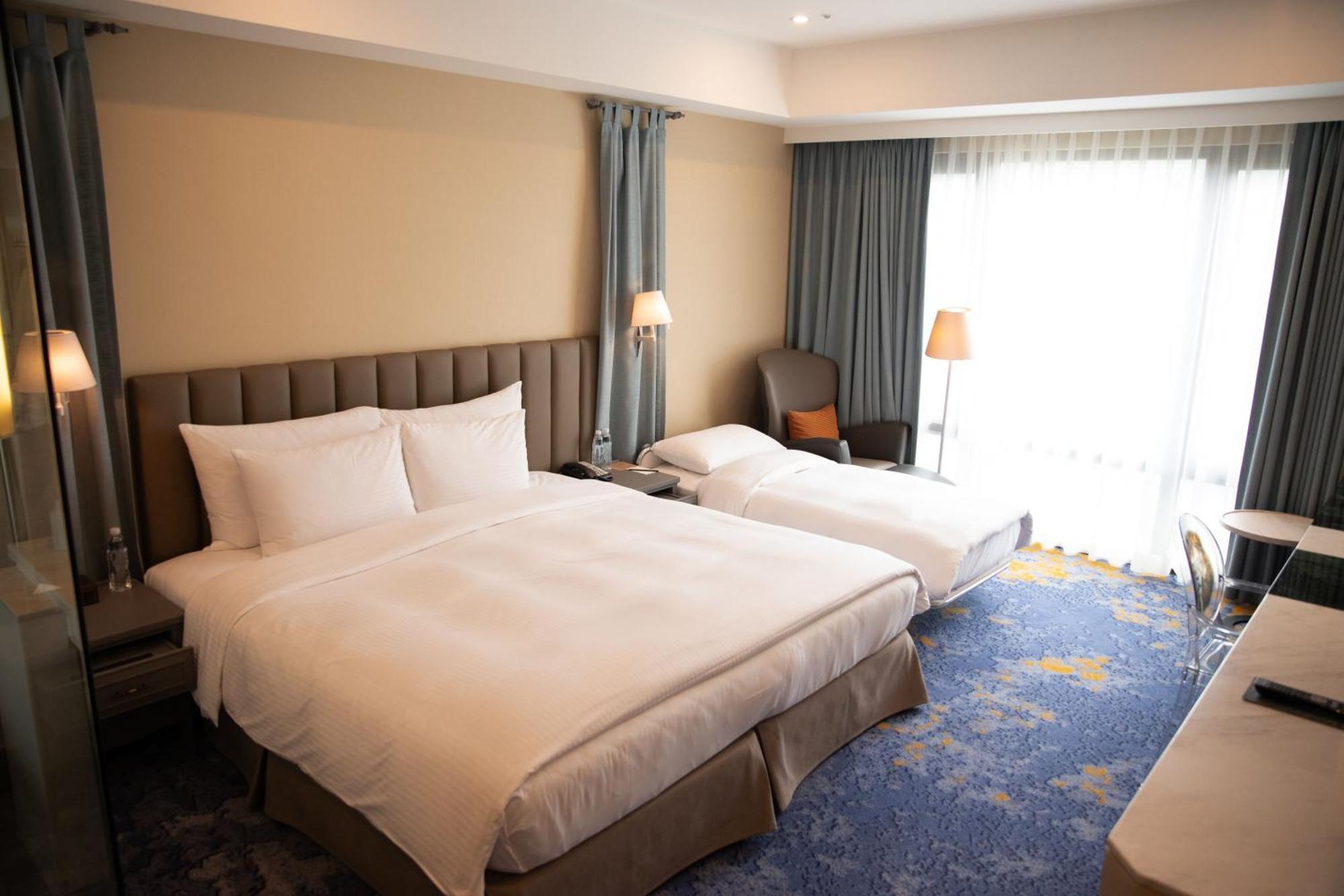 Deluxe Double Room Extra Bed,1609317699:JPEG