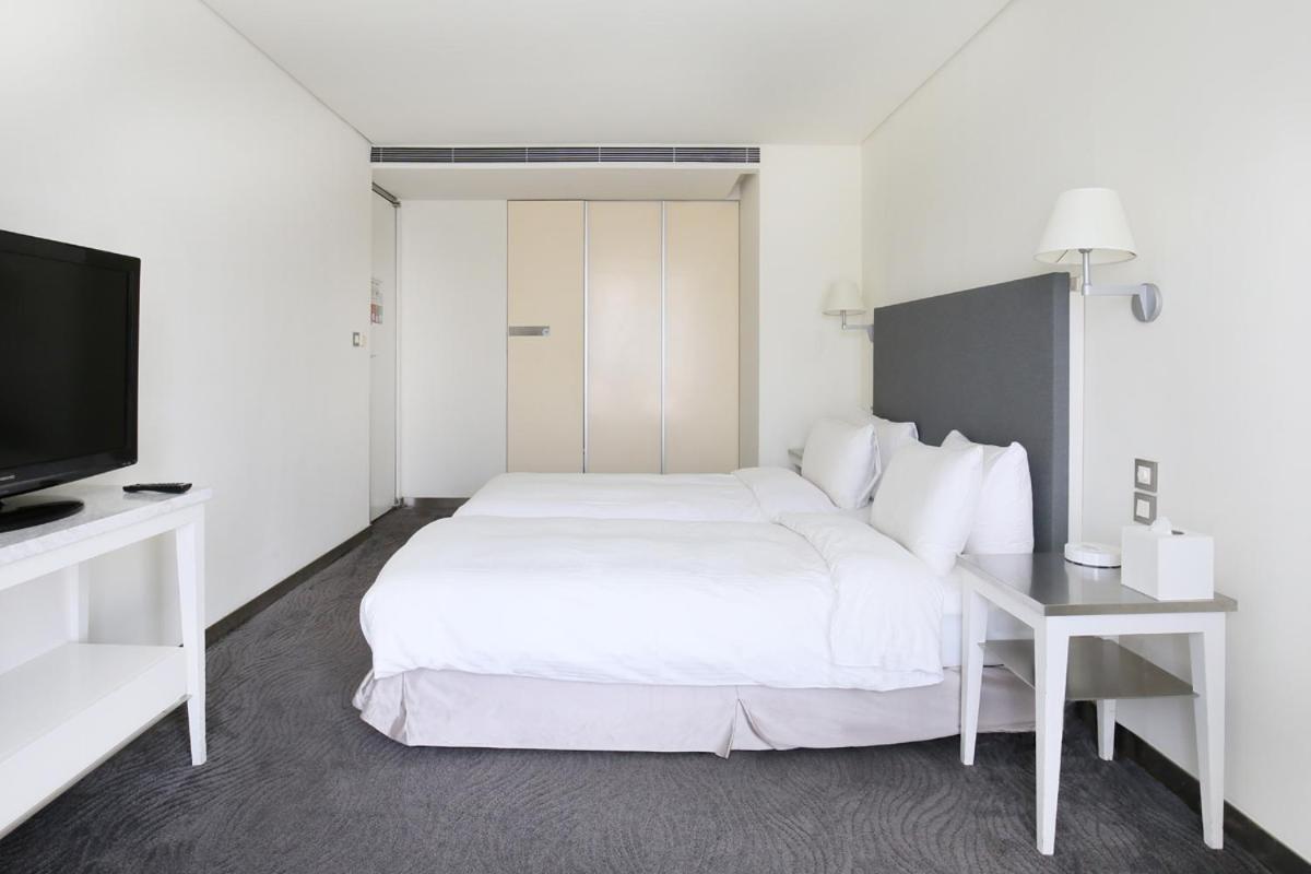 Elite Twin Room,1675802409:JPEG