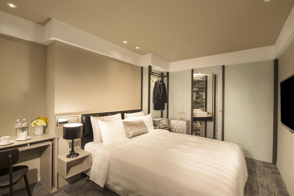 Exquisite Double Room No Window