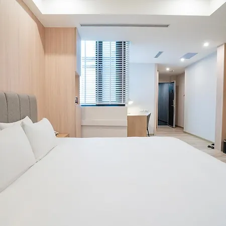 Royal Rose Hotel Ximen-3